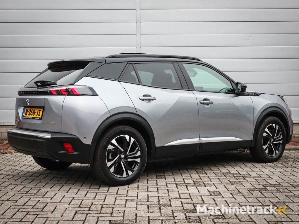 Peugeot e-2008 EV GT 50 kWh | Clima | Cruise | Navi | Panoramadak | Lichtmetaal | pdc | Camera | Led | Trekhaak |