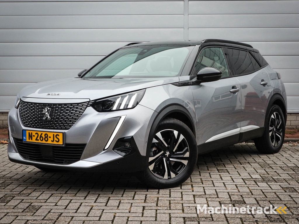 Peugeot e-2008 EV GT 50 kWh | Clima | Cruise | Navi | Panoramadak | Lichtmetaal | pdc | Camera | Led | Trekhaak |