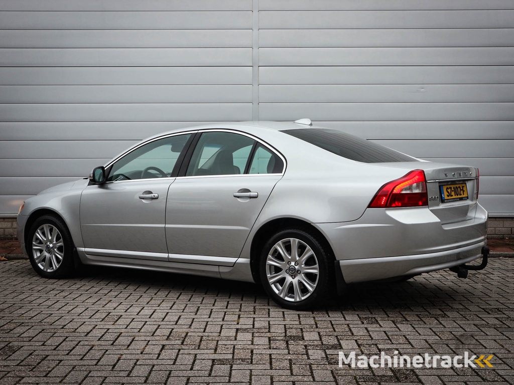 Volvo S80 2.0 T Momentum | Clima | Cruise | Leer | Stoelverwarming | Trekhaak | 17 inch |