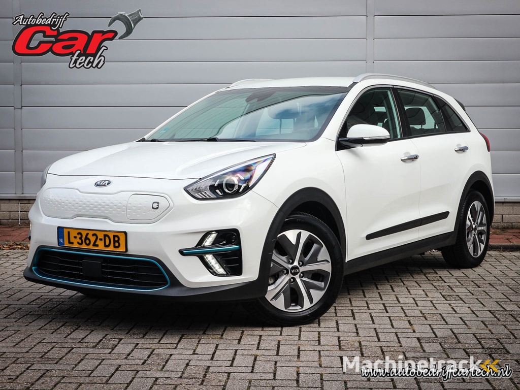 Kia e-Niro DynamicLine 64 kWh | Clima | Cruise | Navi | Led | Camera | Pdc | 3 fase lader