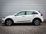Miniaturansicht von Kia e-Niro DynamicLine 64 kWh | Clima | Cruise | Navi | Led | Camera | Pdc | 3 fase lader