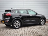 Miniaturansicht von Kia e-Niro DynamicLine 64 kWh | Clima | Cruise | Navi | Pdc | Led | Camera | 3 fase lader