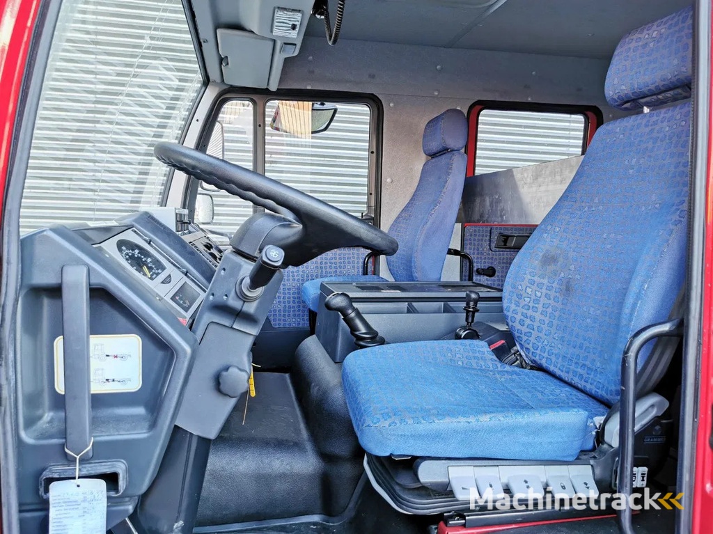 MAN LE 10.225 LC 4x2 DOKA