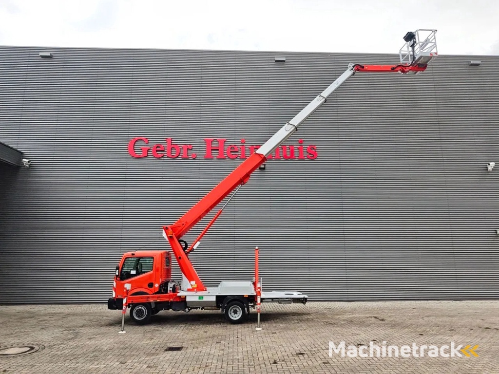 Palfinger P210BK Nissan Cabstar 35.12 NT400