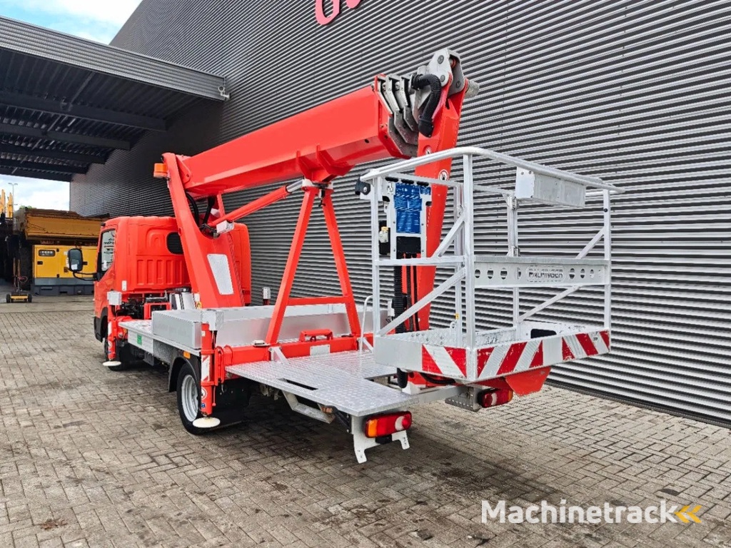 Palfinger P210BK Nissan Cabstar 35.12 NT400