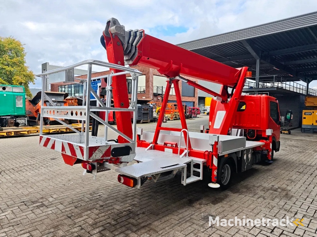 Nissan Cabstar 35.12 NT400 Palfinger P210BK