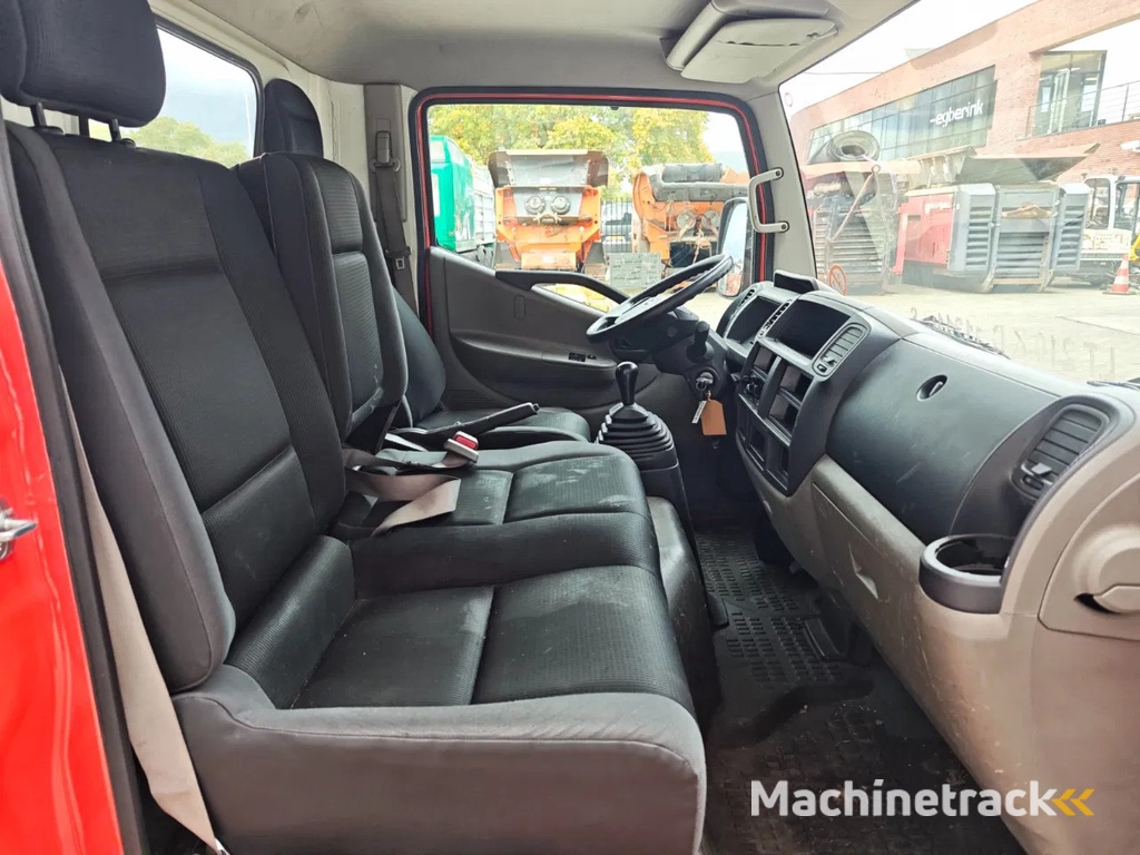 Nissan Cabstar 35.12 NT400 Palfinger P210BK