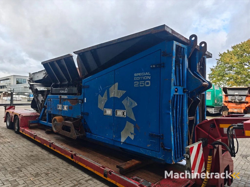Forus SE 250