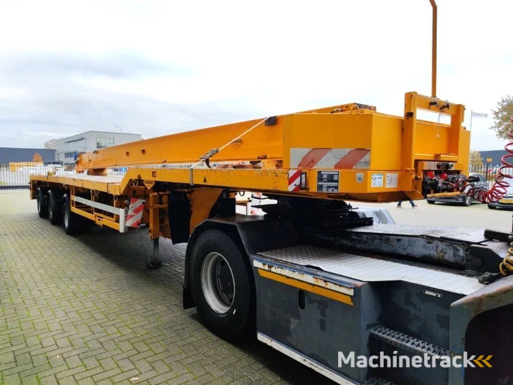 Broshuis 3AOU-48/3-15K Total Lenght: 44,6 Meter Wing Carrier!