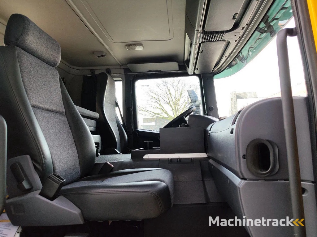 Liebherr LTF 1045-4.1 Scania P380 8x4!