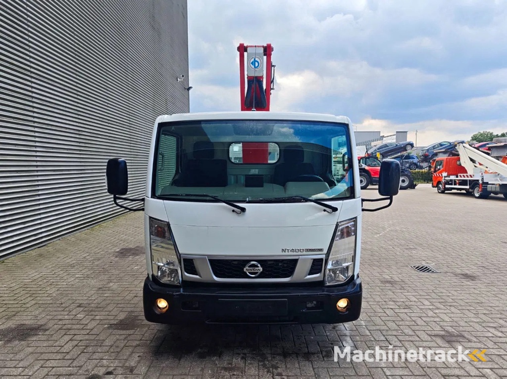 Nissan Cabstar 35.12 NT400 CTE B-Lift 150 Pro 6 Pieces!