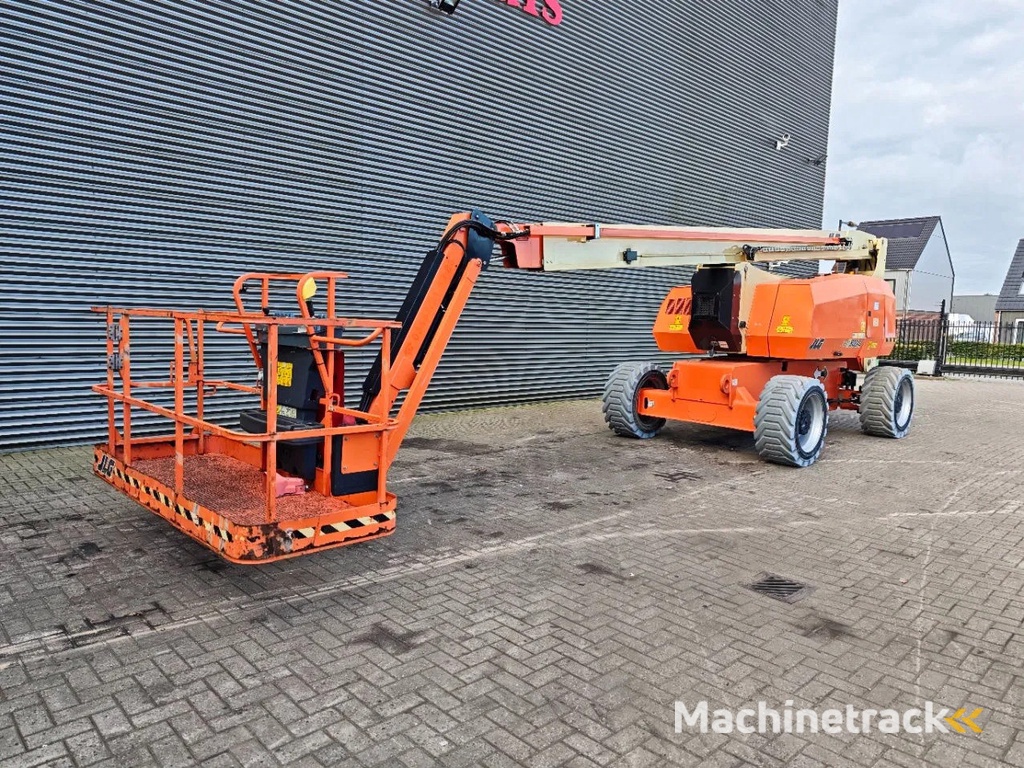 JLG H800 AJ Hybrid