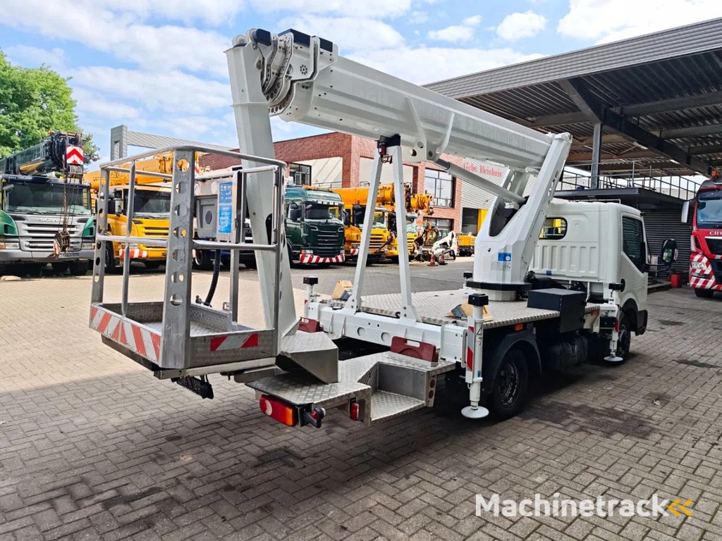 Ruthmann TBR 220.1 Nissan Cabstar 35.12 NT400