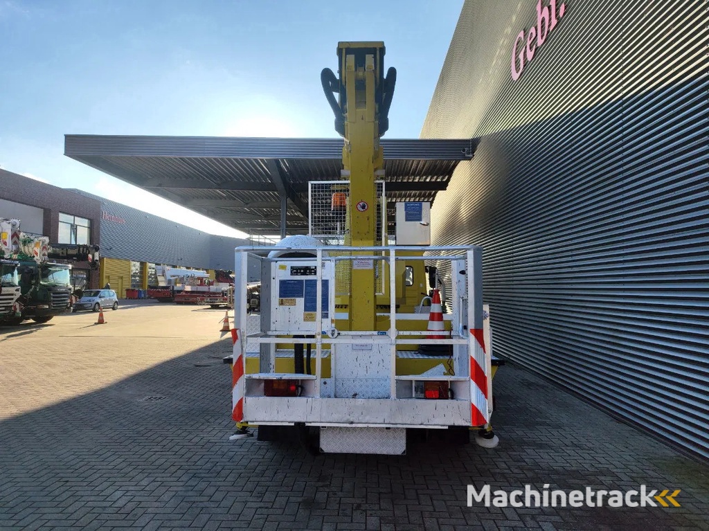 Mercedes-Benz Atego 816 4x2 Wumag WT 170