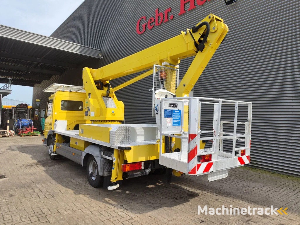 Mercedes-Benz Atego 816 4x2 Wumag WT 170