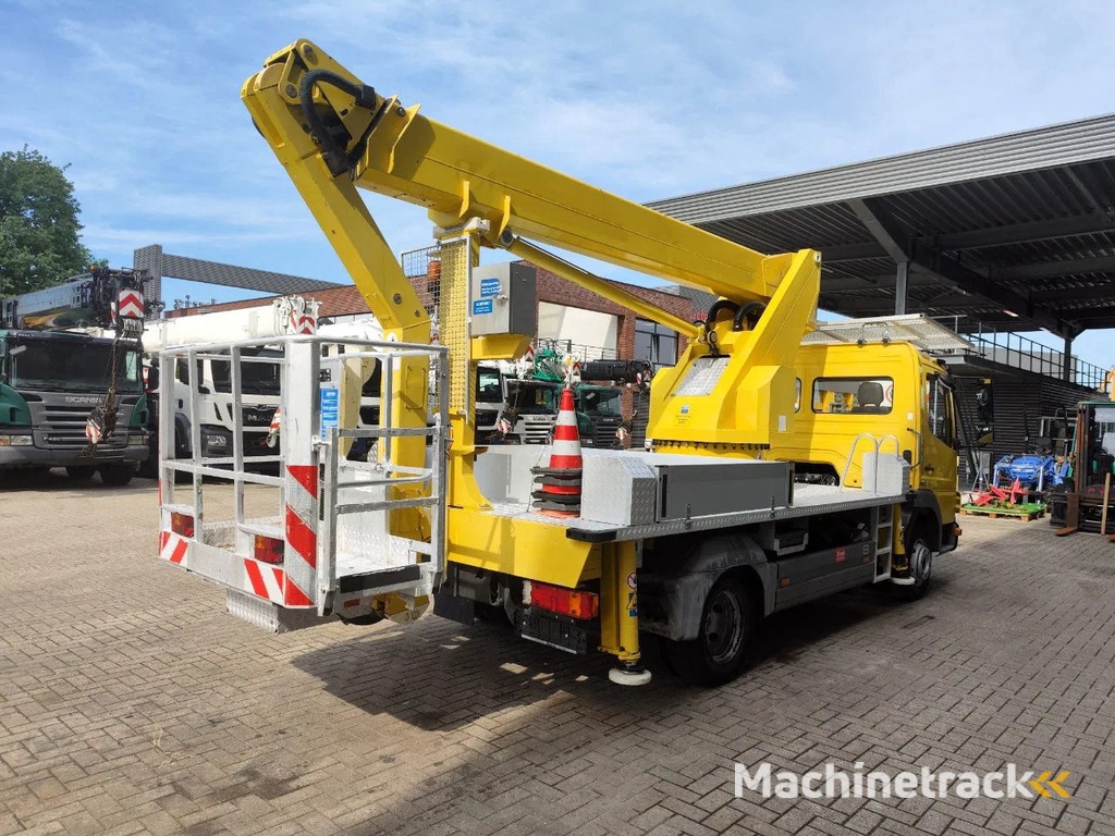 Mercedes-Benz Atego 816 4x2 Wumag WT 170