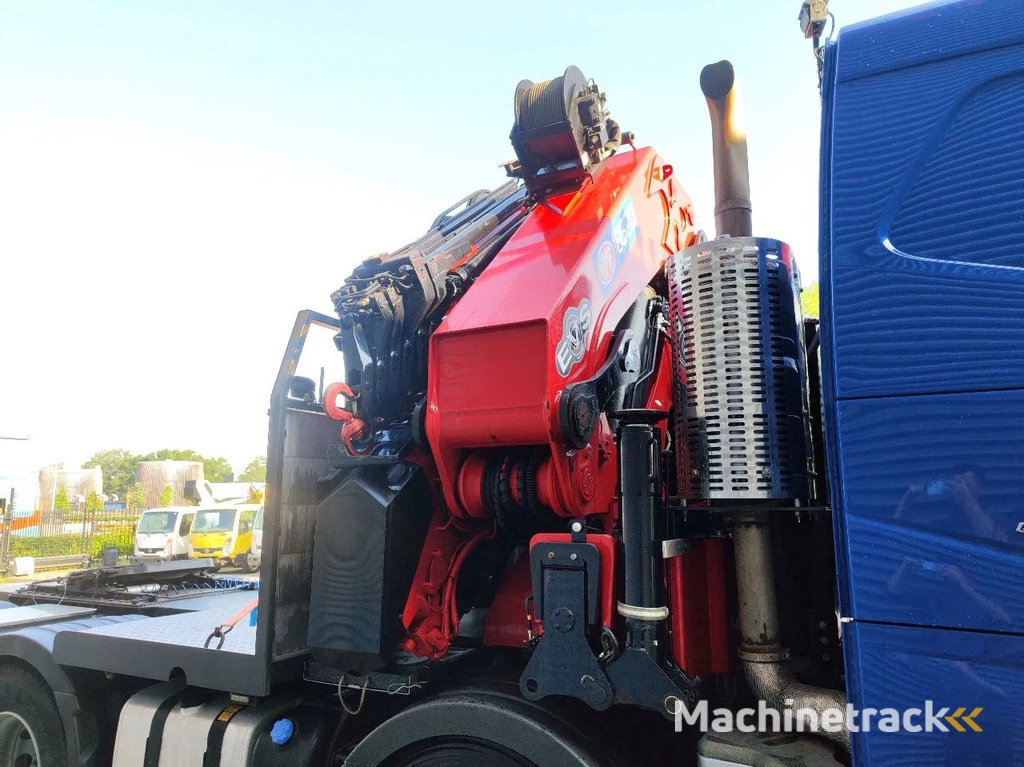 HMF 8520 K-0 6x Hydr. Jip 6x Hydr. Winch Frontabstutzung Volvo FH 540 8x4 Euro 6!