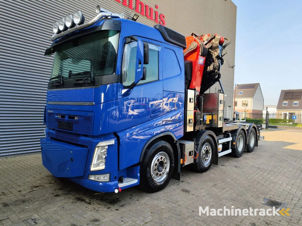 Volvo FH 540 8x4 Euro 6 HMF 8520 K-0 6x Hydr. Jip 6x Hydr. Winch Frontabstutzung!
