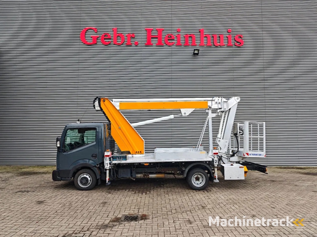 Nissan Cabstar 35.12 NT400 Multitel MJ201