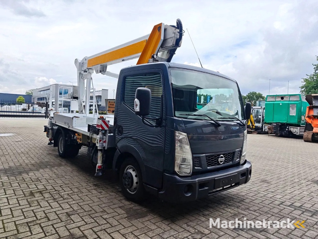 Nissan Cabstar 35.12 NT400 Multitel MJ201
