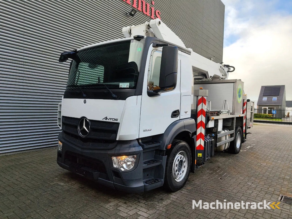 Mercedes-Benz Antos 1833 4x2 France Elevateur 284 TBE