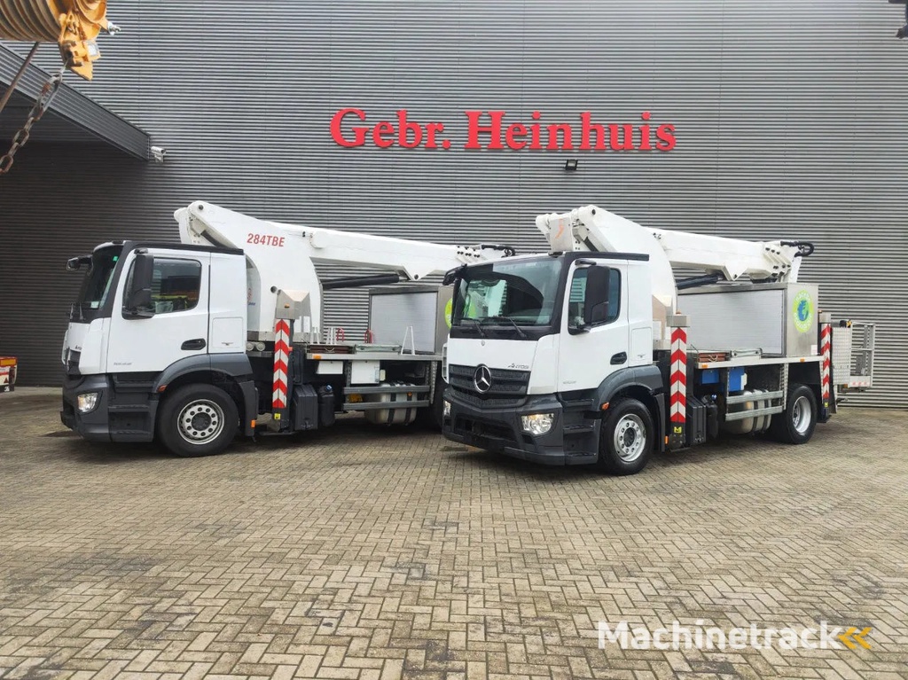 France Elévateur 284 TBE Mercedes benz Antos 1833 4x2