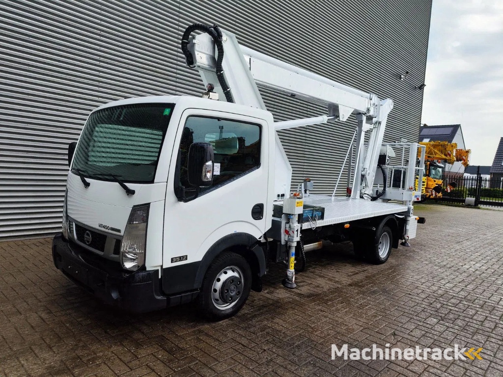 Nissan Cabstar 35.12 NT400 Multitel MJ201