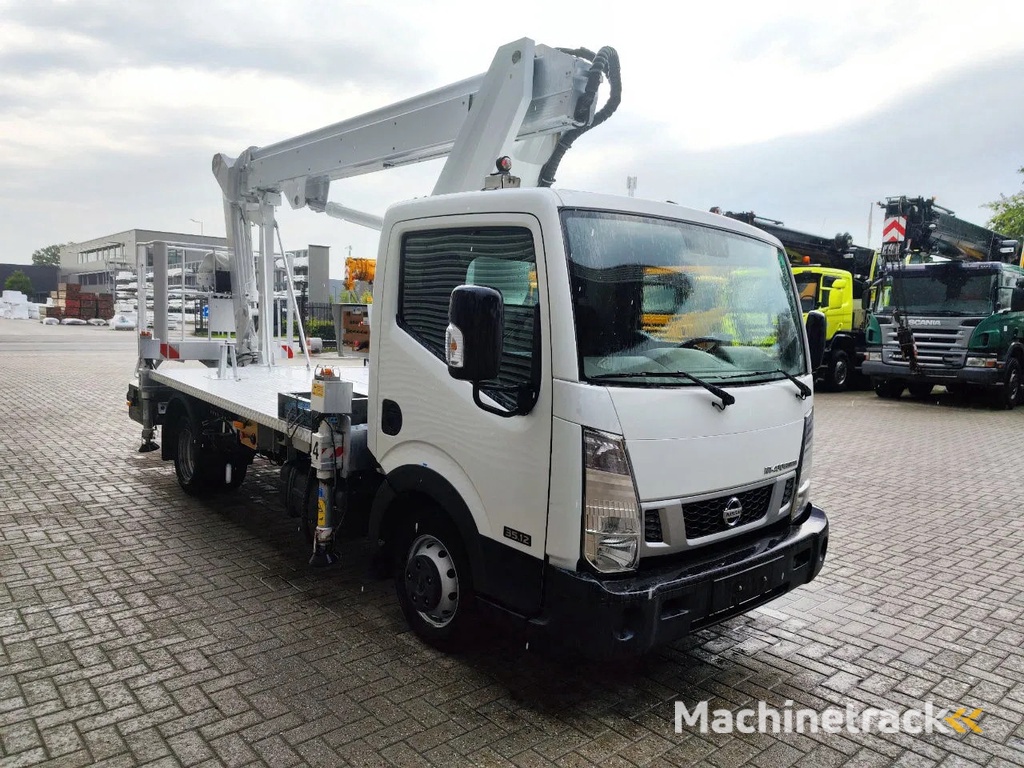 Multitel MJ201 Nissan Cabstar 35.12 NT400