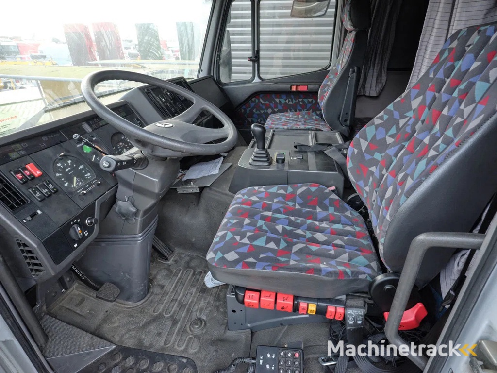 Mercedes-Benz SK 2538 V8 6x2 12.000 KM!