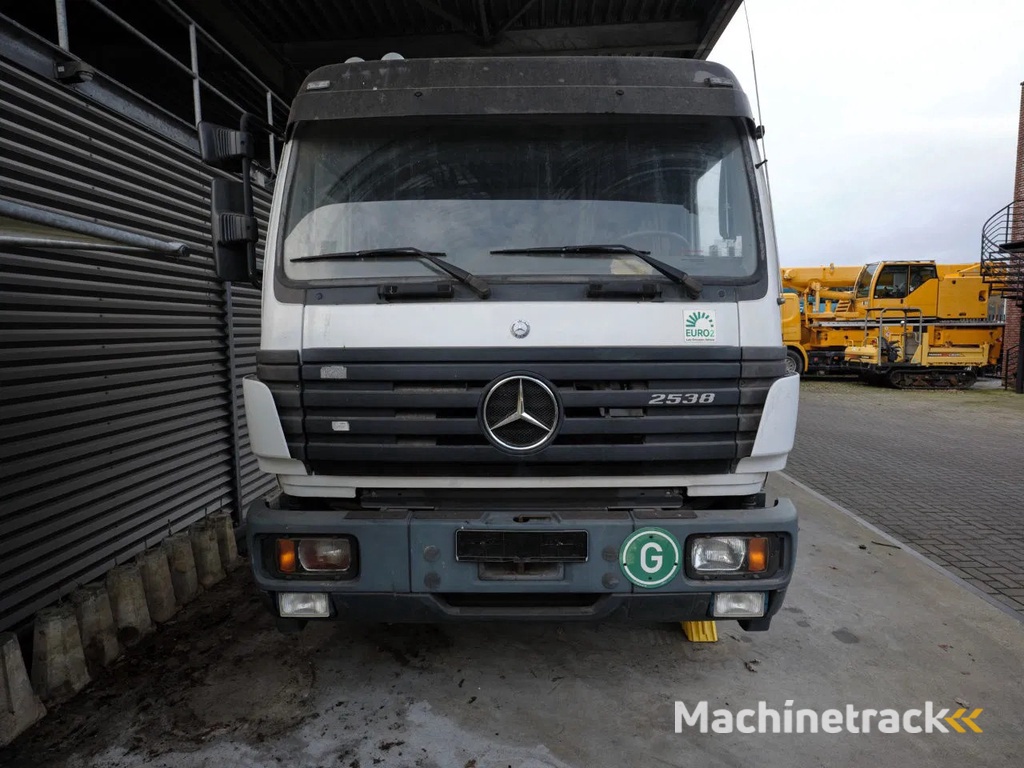 Mercedes-Benz SK 2538 V8 6x2 12.000 KM!