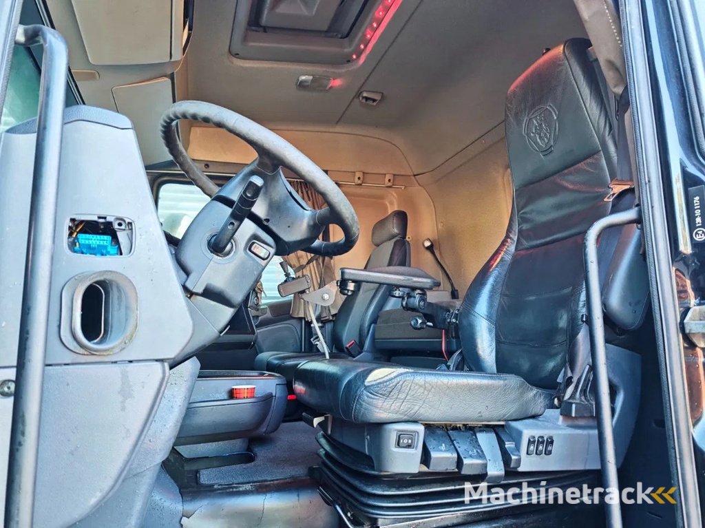 Scania R560 V8 6x4 Kipper