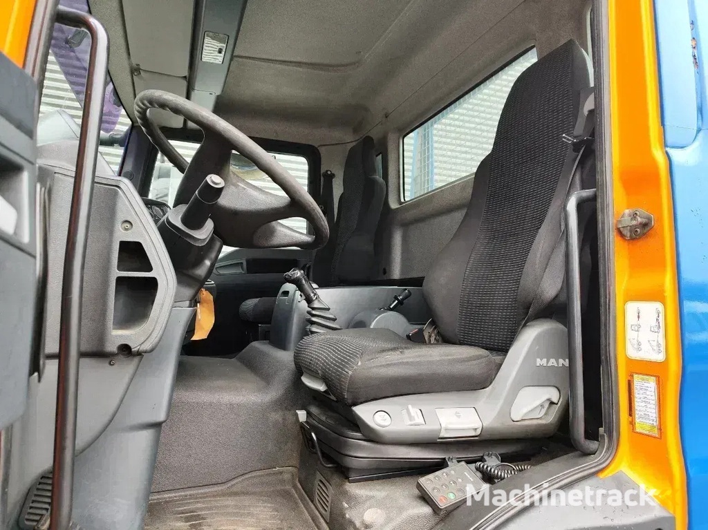 MAN TGM 18.240 4x2 Winch Ramps German Truck!