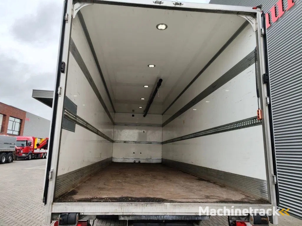 Mercedes-Benz Atego 1223 Euro 6 Tailgate!