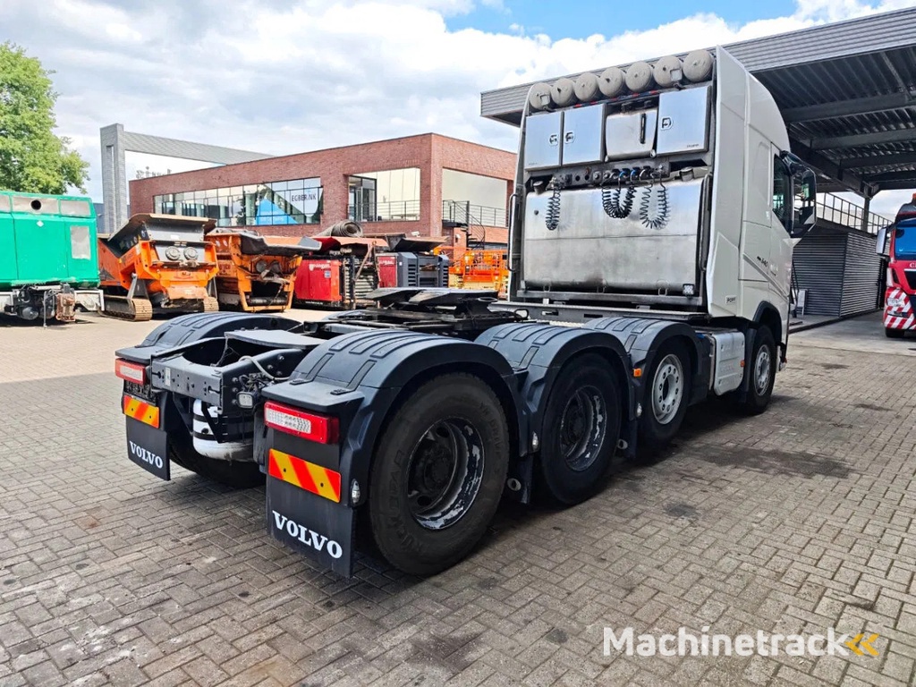 Volvo FH 540 8x4 Popp 120 Ton 2 Pieces!