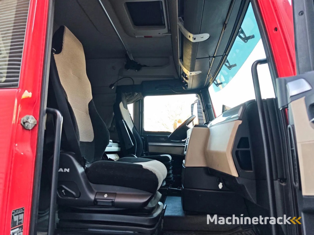 MAN TGX 26.460 6x2 Hyvalift SL2018TAZ