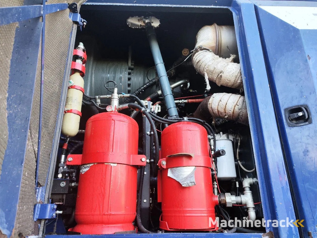 Lindner Urraco 75 DK