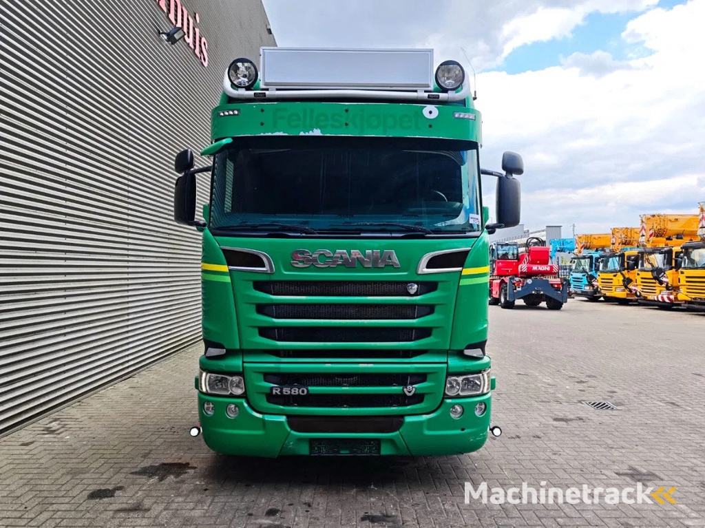 Scania R580 8x4 Tridem Euro 6
