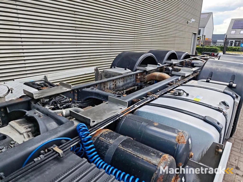 Scania R580 8x4 Tridem Euro 6