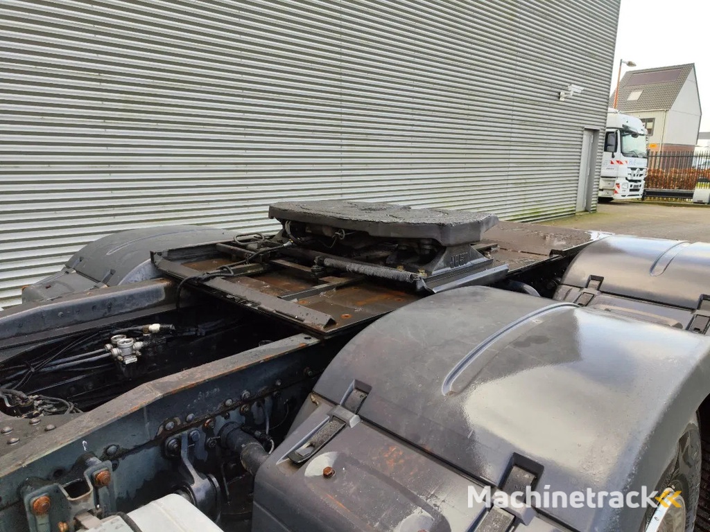 MAN TGX 26.560 6x4 120 Ton!