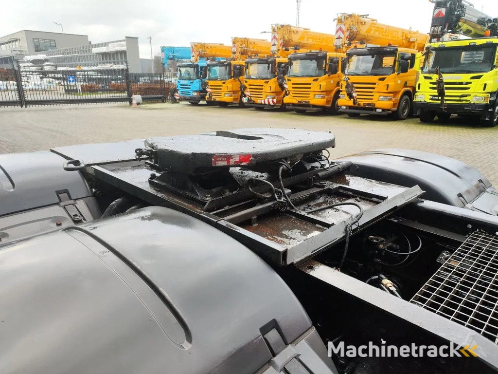 MAN TGX 26.560 6x4 120 Ton!