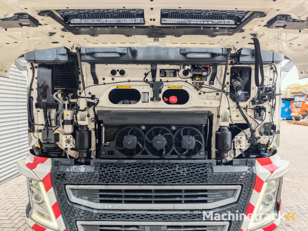 Volvo FH 500 6x4 Euro 6 German Truck!