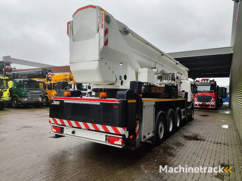 Scania P410 8x4 Tridem Bronto Skylift S70XDT