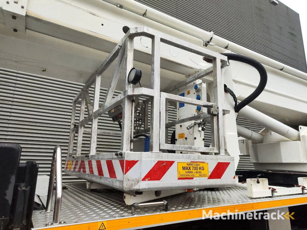 Bronto Skylift S70XDT Scania P410 8x4 Tridem