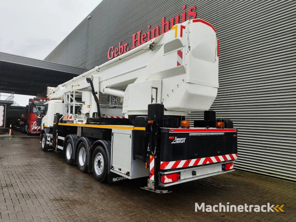 Scania P410 8x4 Tridem Bronto Skylift S70XDT
