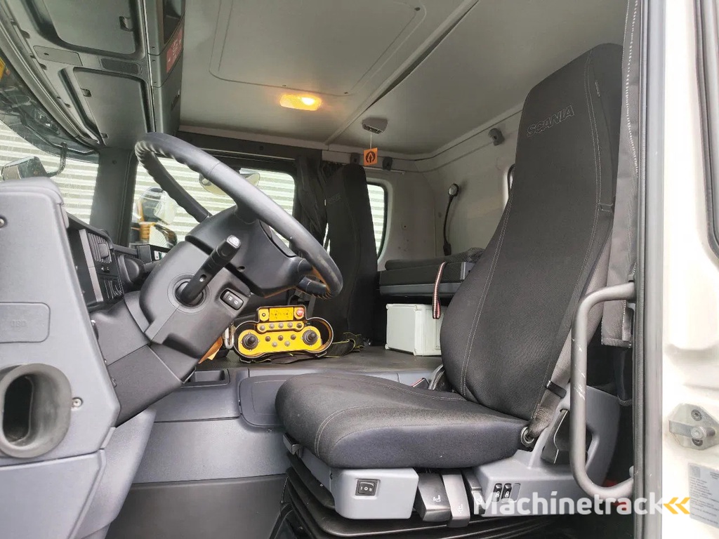 Bronto Skylift S70XDT Scania P410 8x4 Tridem