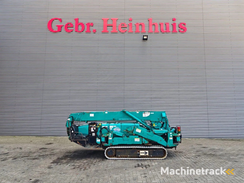 Maeda MC 305 CRME 2CE