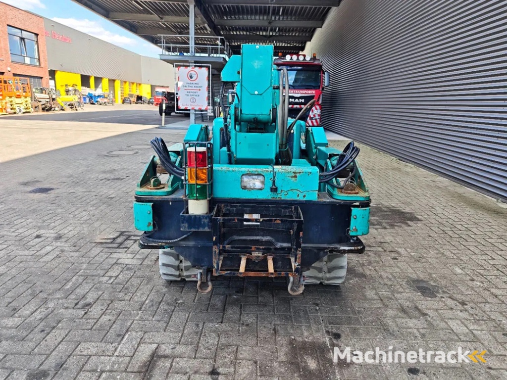 Maeda MC 305 CRME 2CE