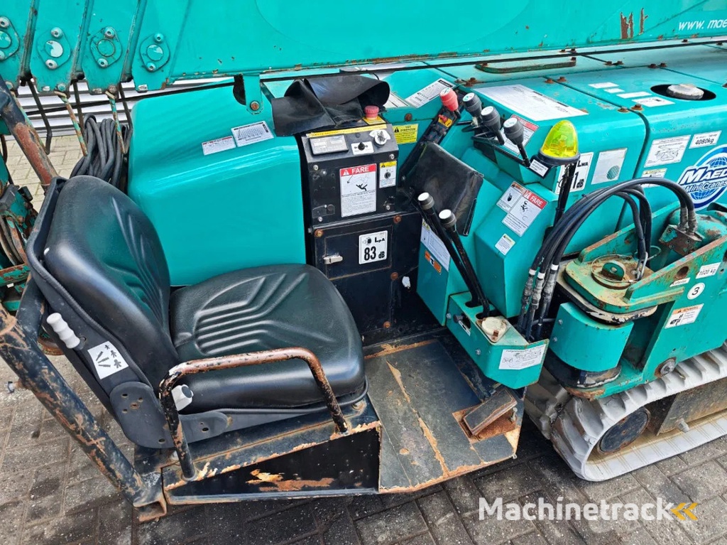 Maeda MC 305 CRME 2CE