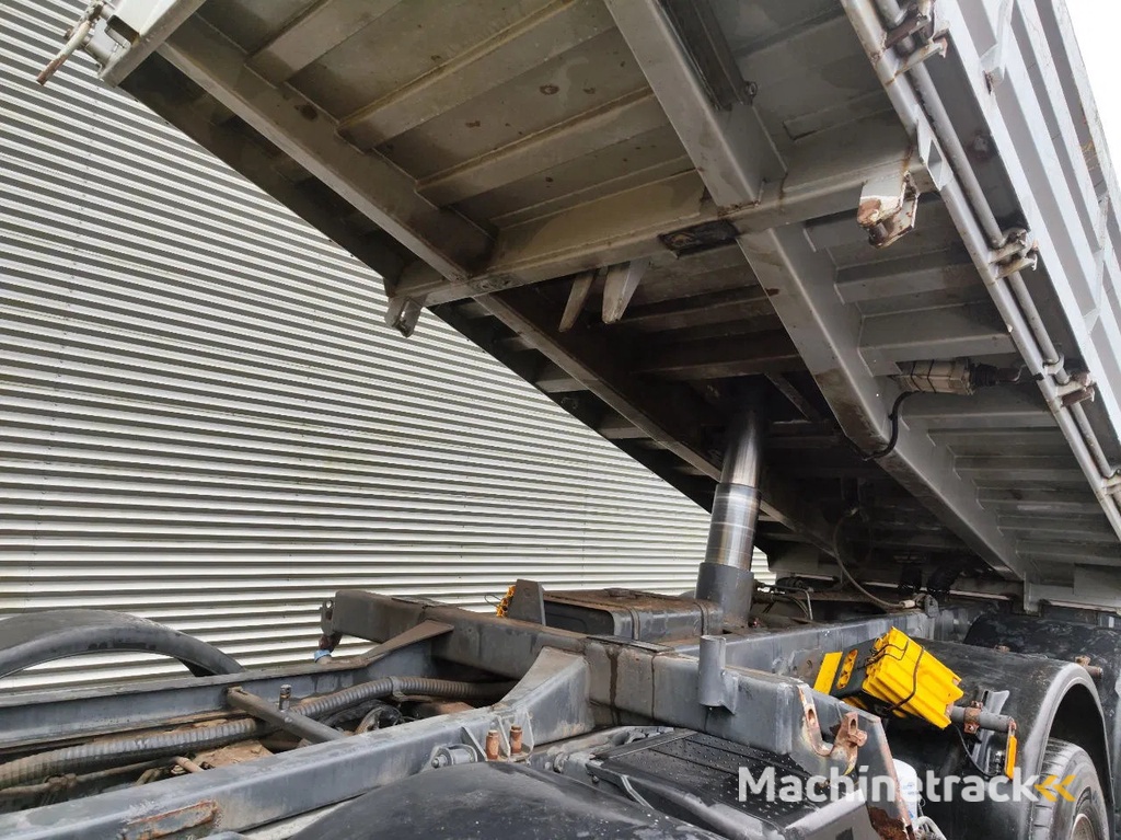 Mercedes-Benz Actros 4141 8x4 Meiller 3 Seitenkipper