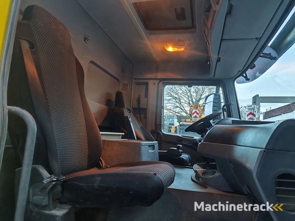 Mercedes-Benz Actros 4141 8x4 Meiller 3 Seitenkipper